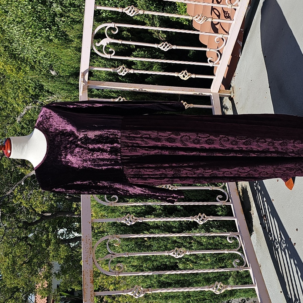 Freewear by Jonathan Hoenscheidt Vintage Burgundy 90s Maxi Dress Size Large